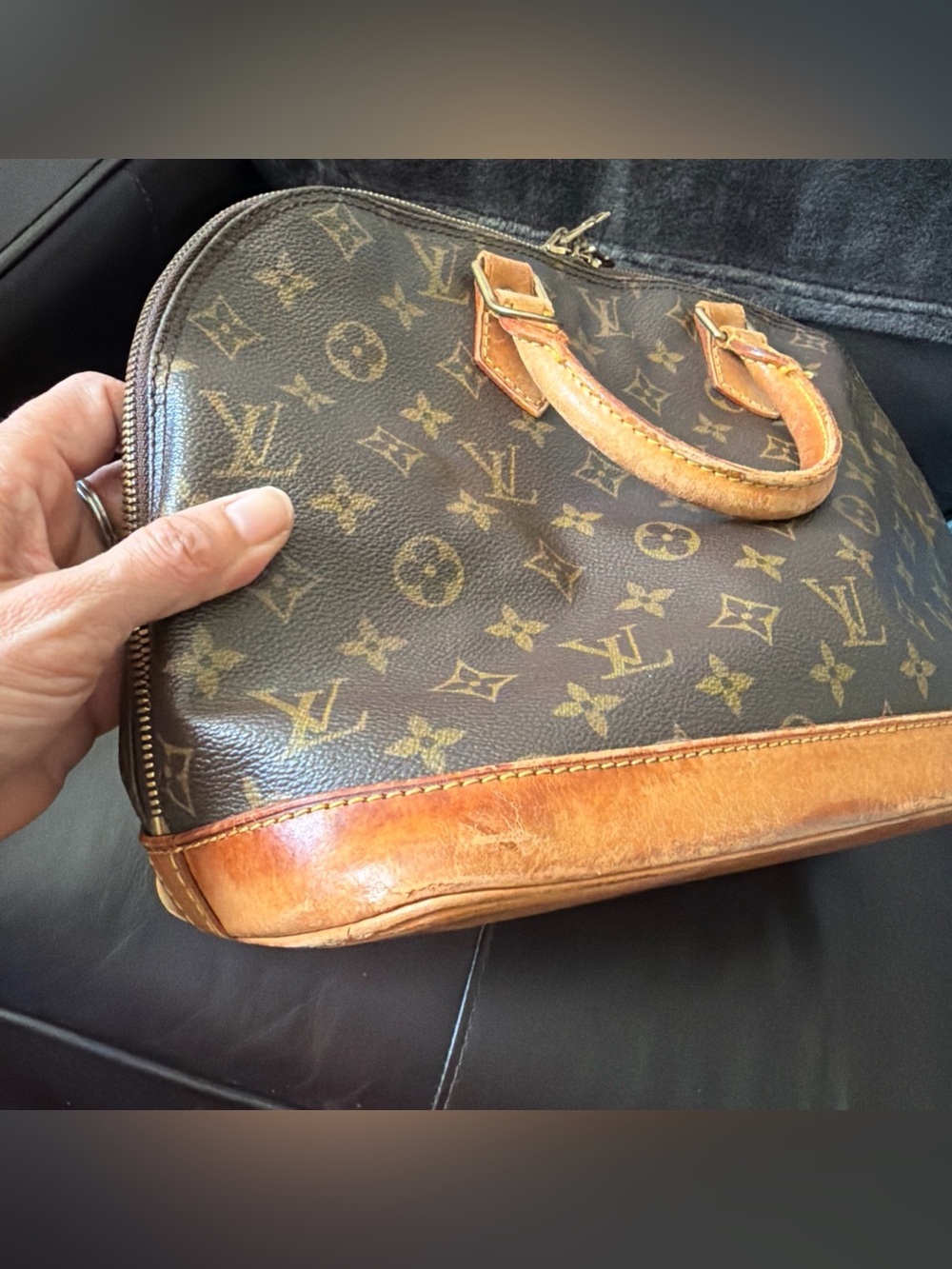 Louis Vuitton Alma Monogram Vintage - Picture 8 of 16